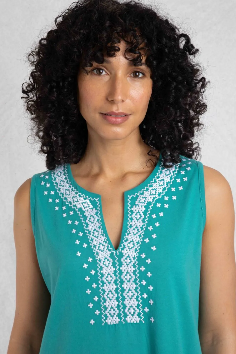 Weird Fish Dresses|Anaya Organic Cotton Embroidered Jersey Shift Dress Viridis