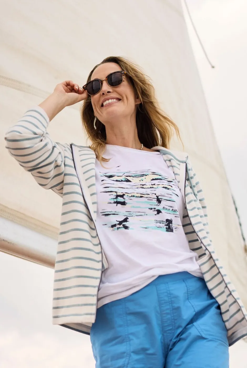 Weird Fish Tunics|Tops & T-Shirts|Beach Run Organic Cotton Front Print Graphic T-Shirt White