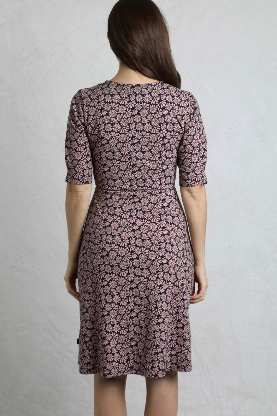 Weird Fish Dresses|Cassandra Organic Cotton Jersey Swing Dress Tea Rose