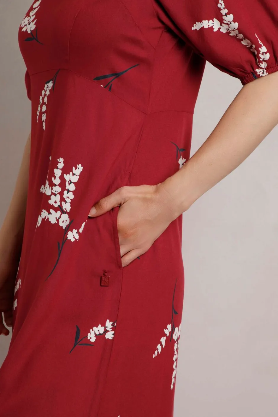 Weird Fish Dresses|Everly LivaEco™ Printed Viscose Dress Red