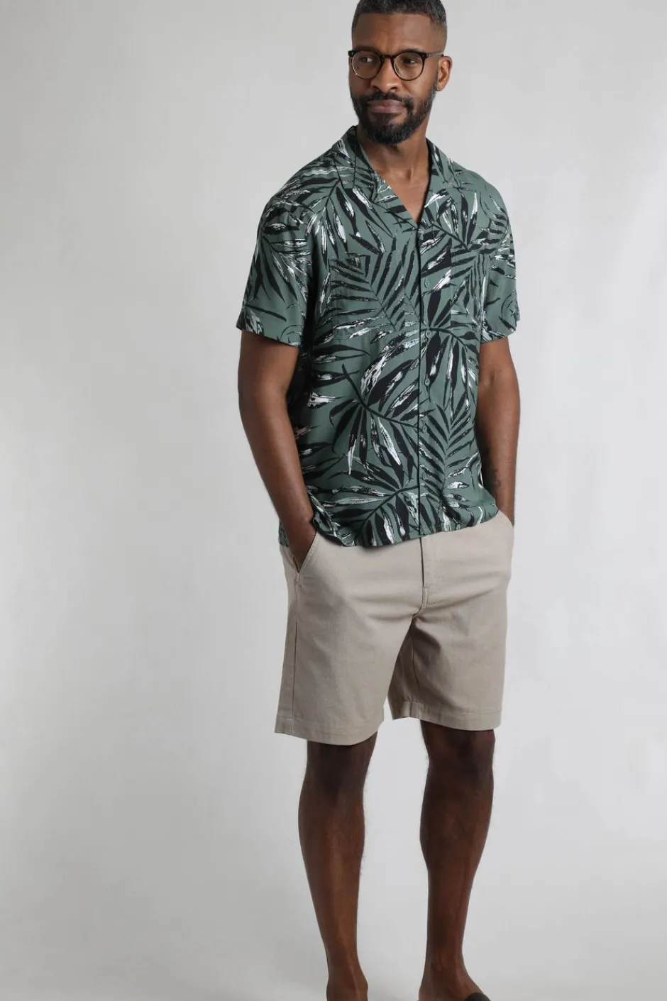 Weird Fish Shirts|Holborn Eco Viscose Hawaiian Shirt Army Green