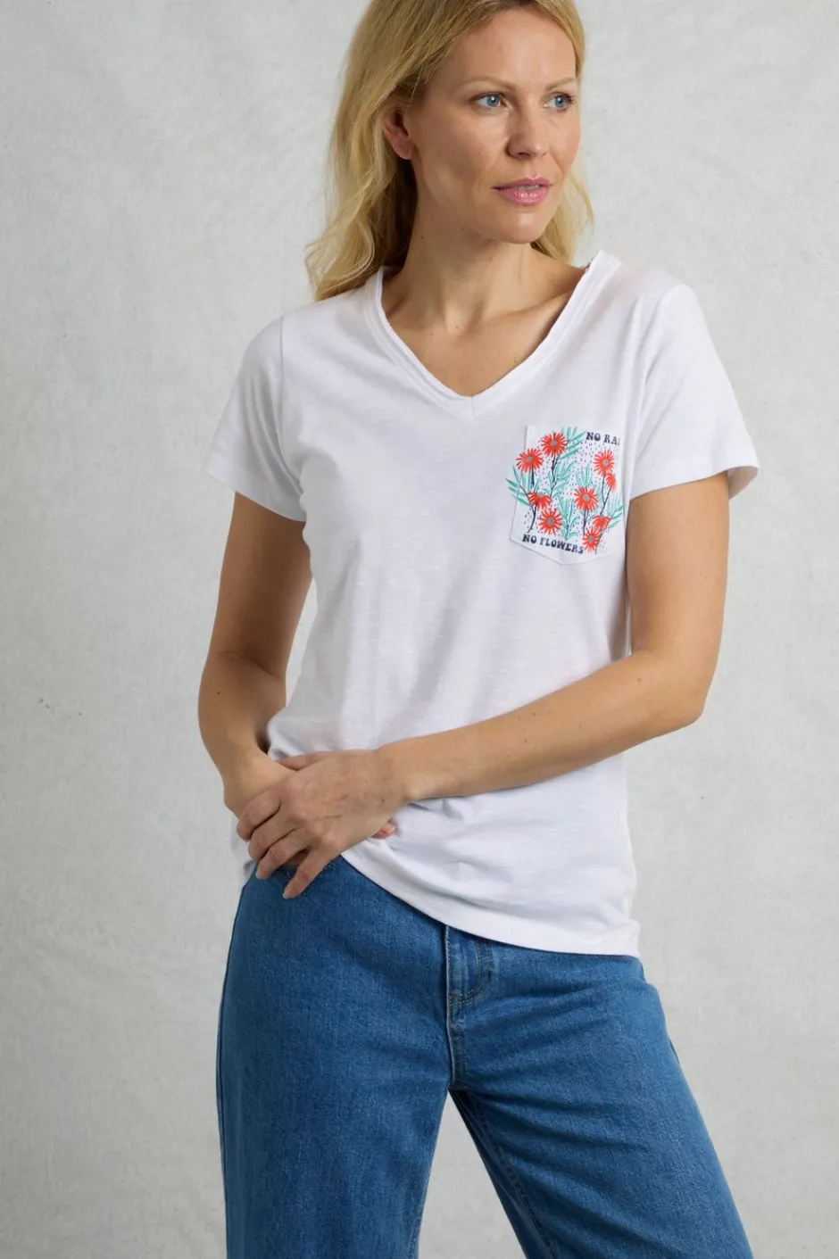 Weird Fish Tunics|Tops & T-Shirts|No Rain No Flowers Organic Cotton Slub Pocket T-Shirt White