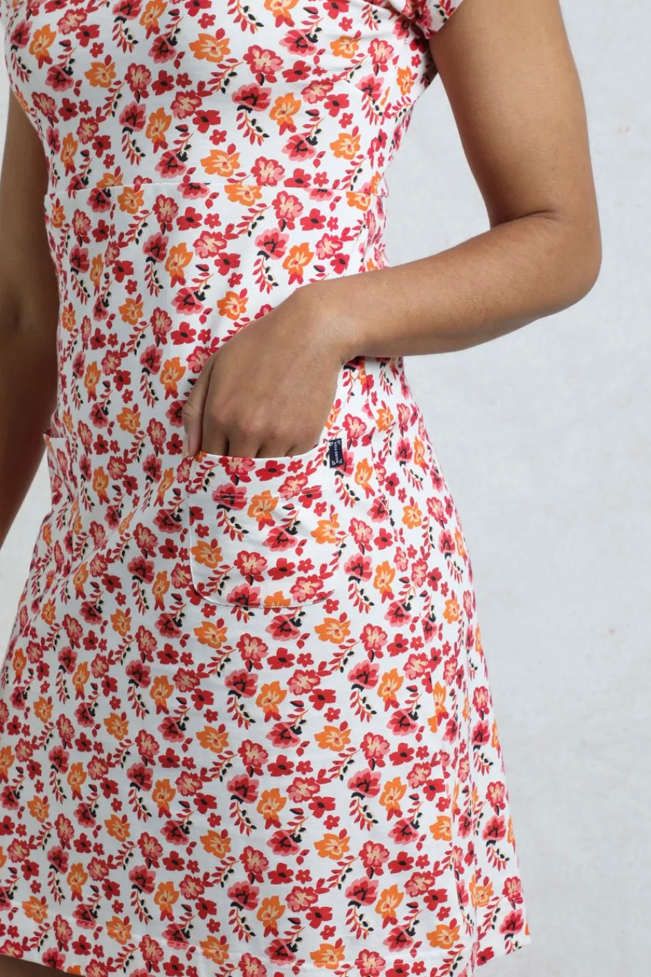 Weird Fish Dresses|Tallahassee Organic Jersey Dress Apricot