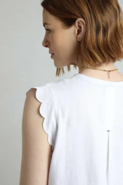 Weird Fish Tunics|Tops & T-Shirts|Tassie Scalloped Edge Linen Rich Vest White
