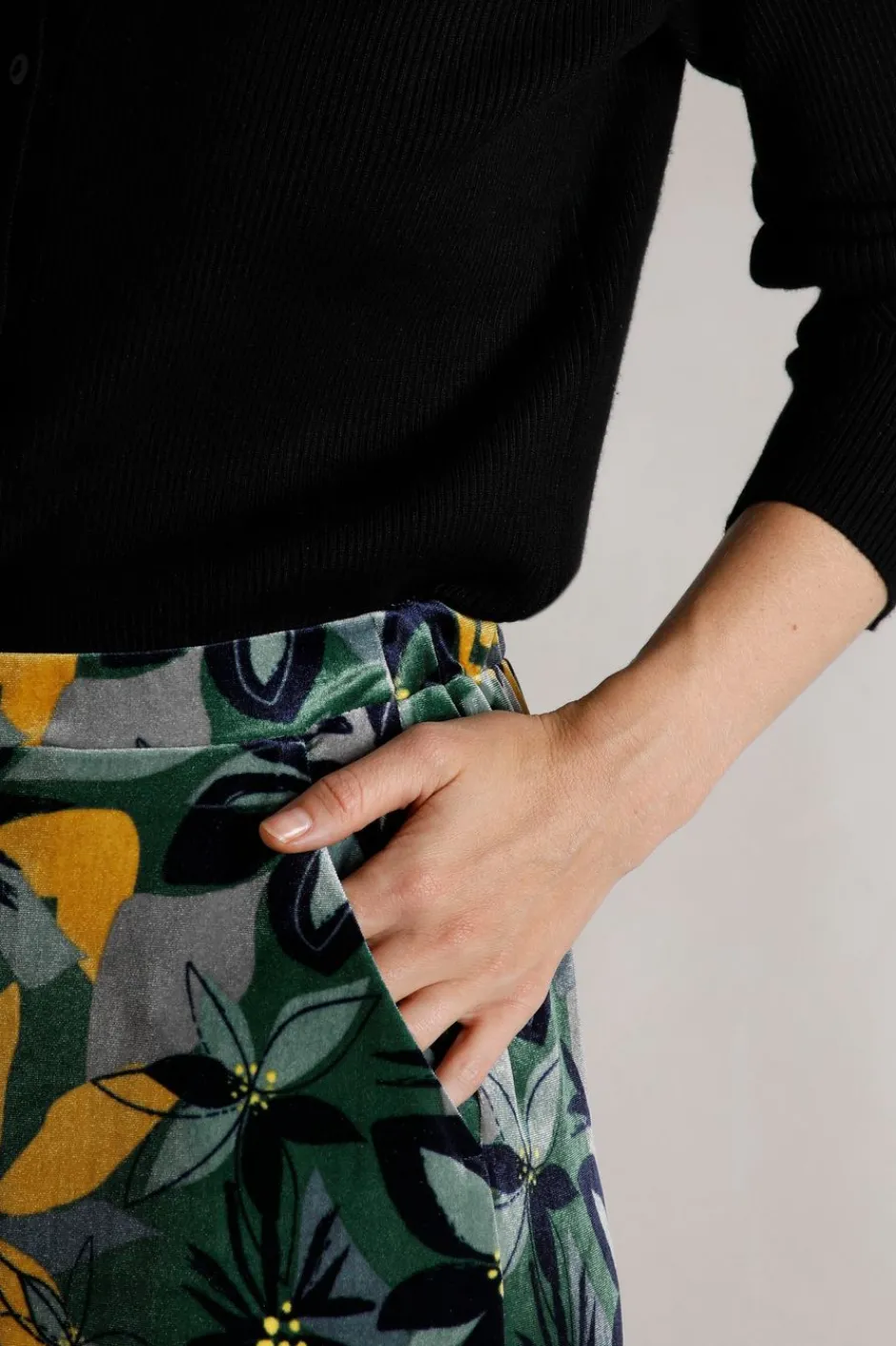 Weird Fish Leggings|Jumpsuits & Playsuits|Vadoma Eco Printed Velvet Wide Leg Trousers Ivy