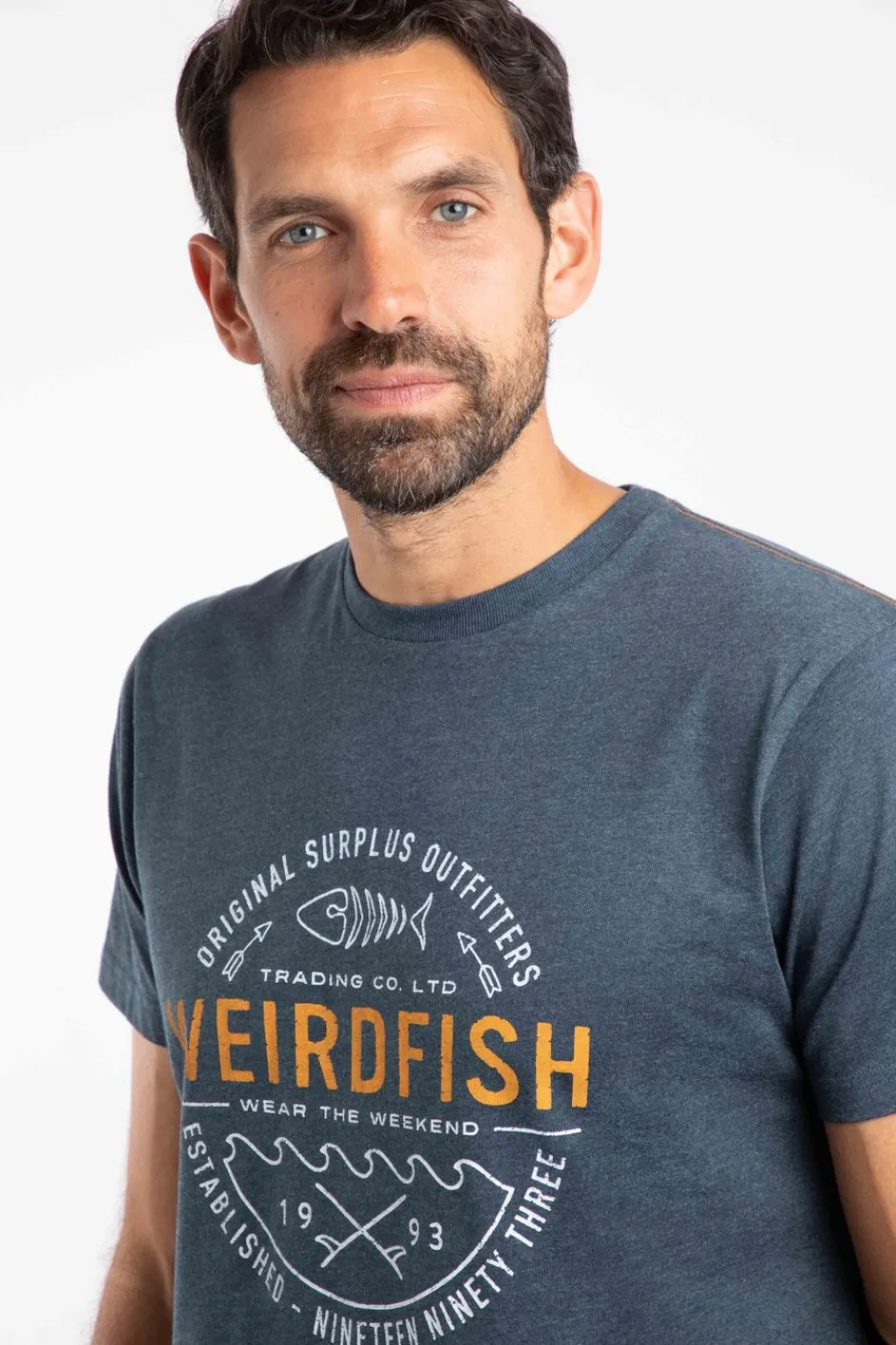 Weird Fish T-Shirts|Waves Front Print Graphic T-Shirt Navy